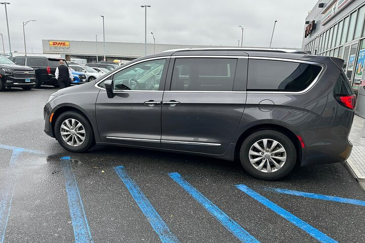 Bozeman Airport (BZN) to Gardiner - Arrival Private Transfer - Photo 1 of 15